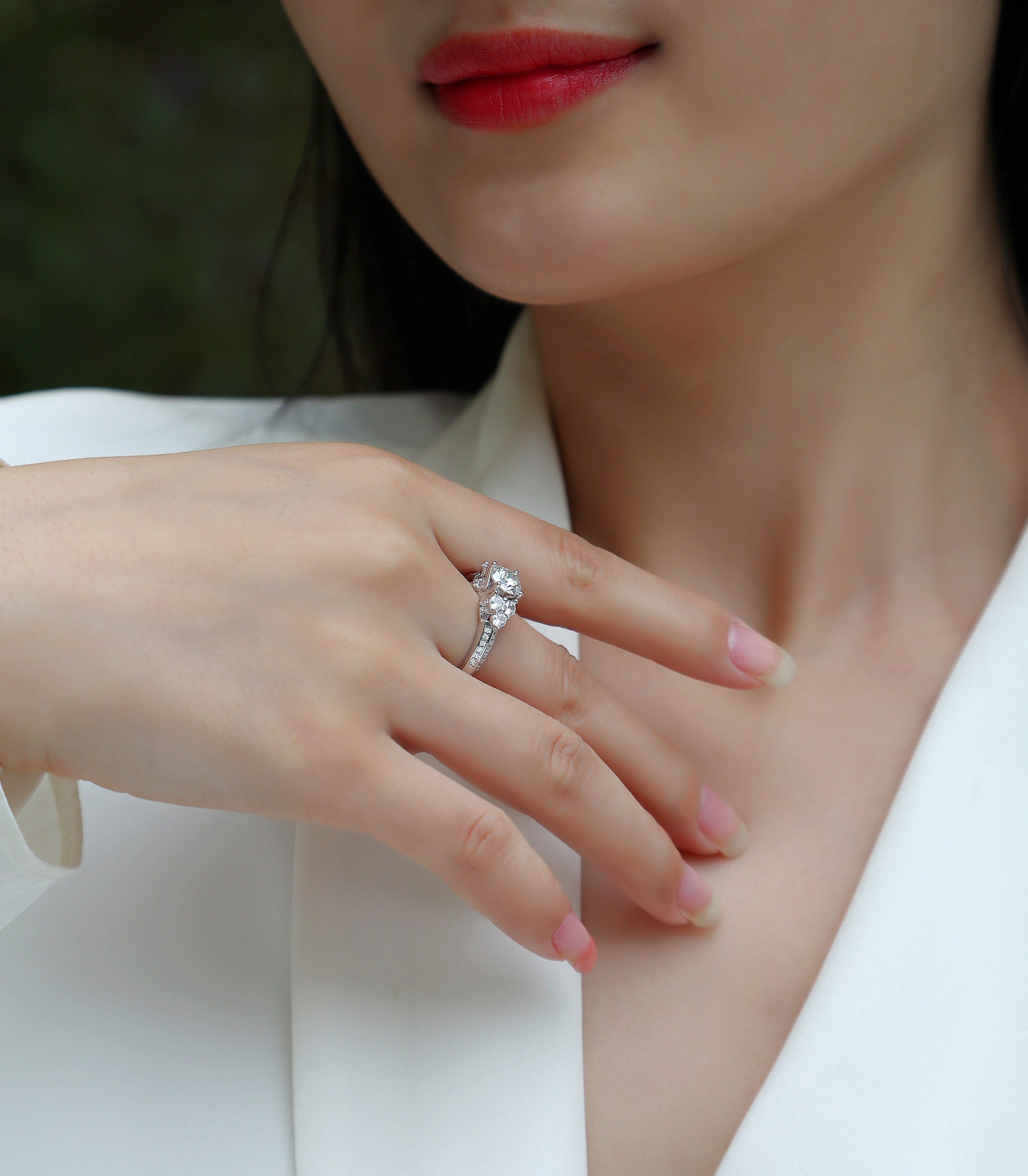 Coral Dream - A Wedding Ring Set With 1-carat Top-quality Moissanite S925 Silver And Platinum-plated Diamond. The Ring Can Be Inspected With A Diamond Pen